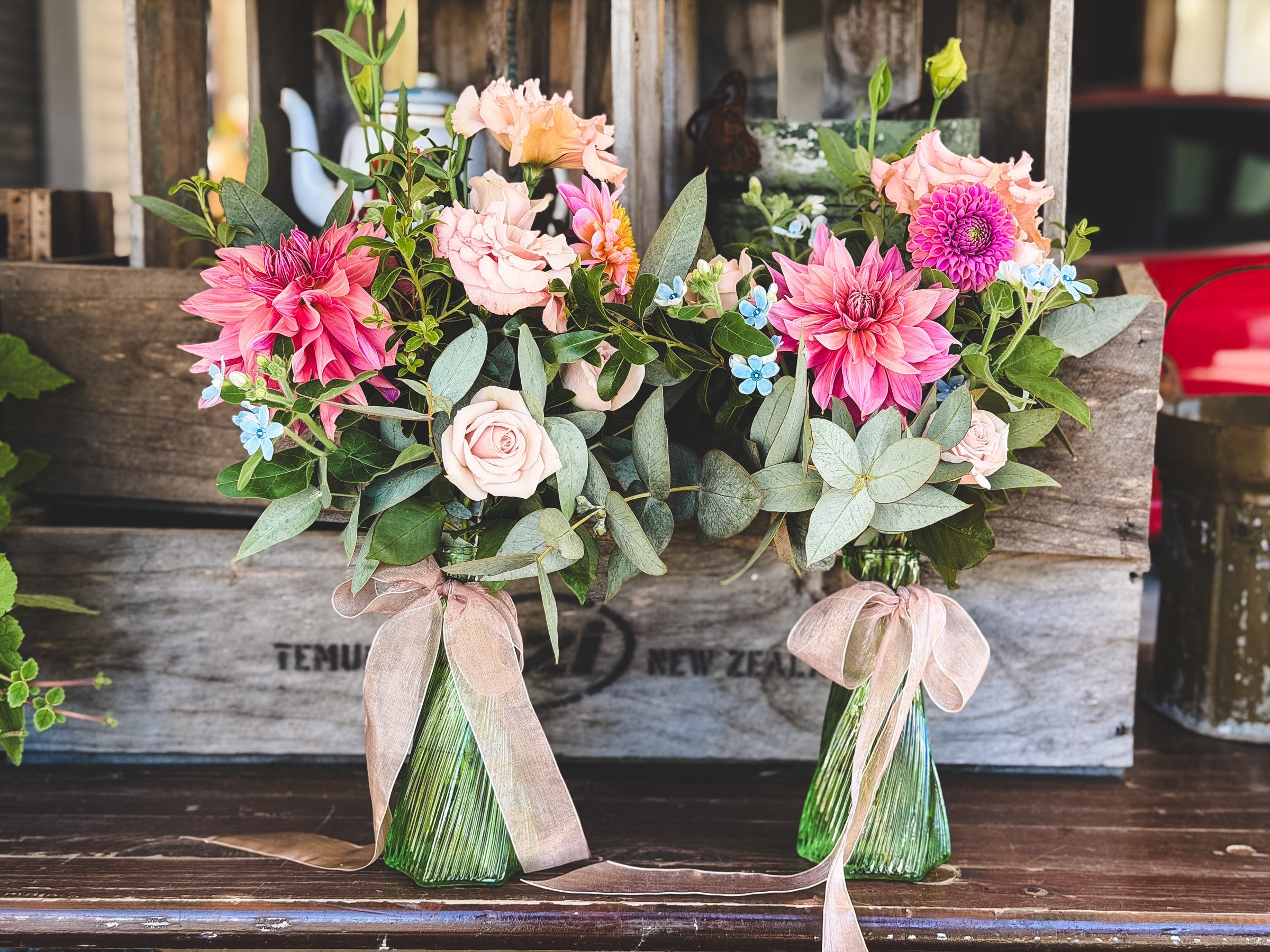 Flowers & Vases
