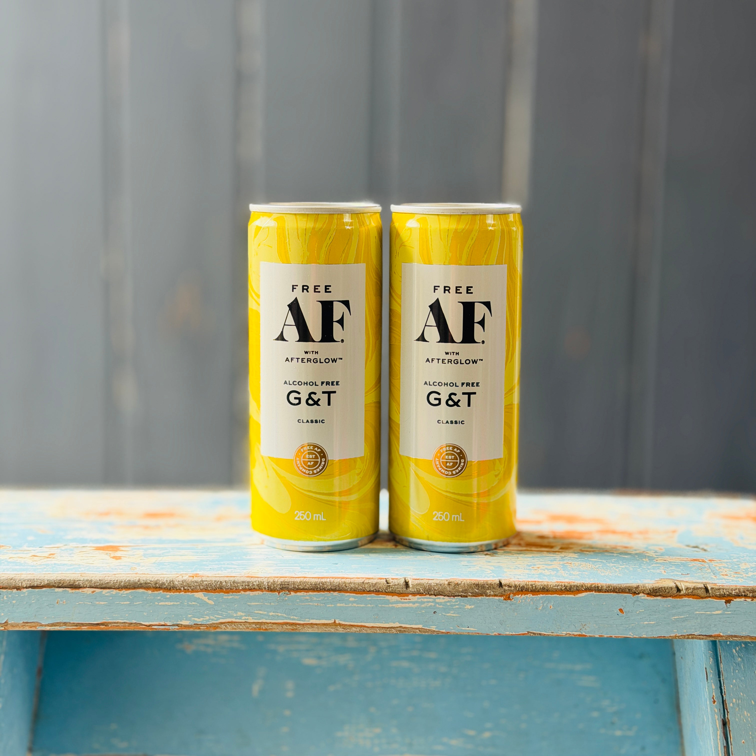 Cans of AF alcohol free G&T drinks