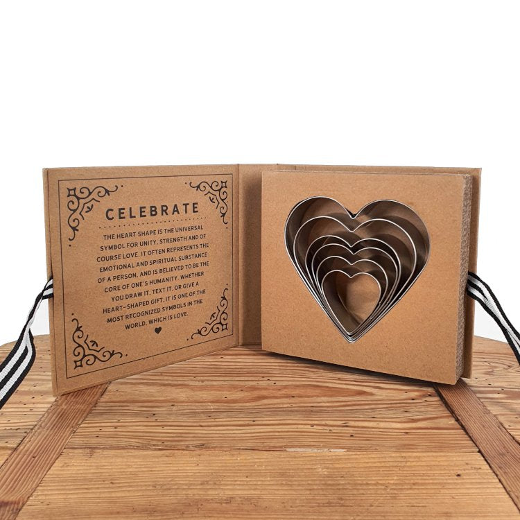 Heart shaped cookie cutter set